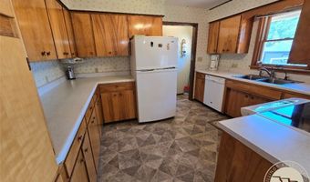 602 S 6th St W, Baker, MT 59313
