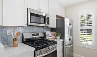 8480 New Salem St 103, San Diego, CA 92126