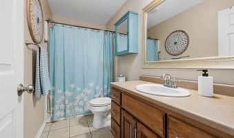 1306 Lori Lea St, Auburn, IN 46706
