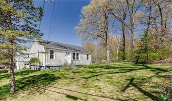 19 Leigh Rd, Cumberland, RI 02864