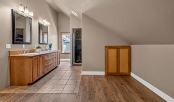 3190 NE Delmas St, Bend, OR 97701