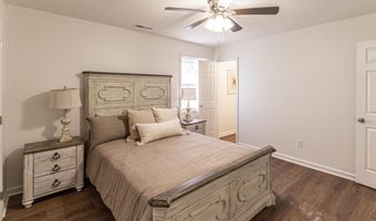 230 8th Ave, Arab, AL 35016