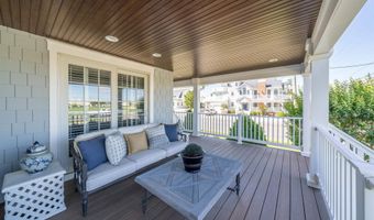 199 11th St, Avalon, NJ 08202