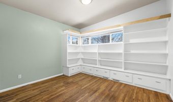 562 S Victoria Dr, Boise, ID 83705