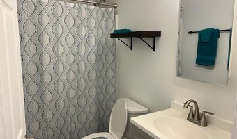 127 Calhoun St, Alderson, WV 24910