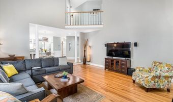 11 Mcafee Farm Rd, Bedford, NH 03110