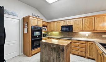 8424 Marianna Way, Alvarado, TX 76009