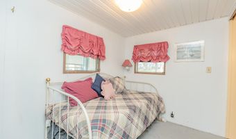 92 Rohr St #5, Arnolds Park, IA 51331