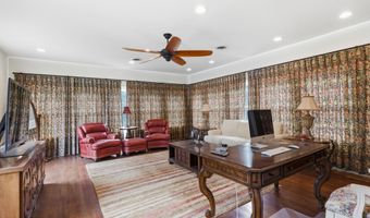 709 E 12th St, Baxter Springs, KS 66713