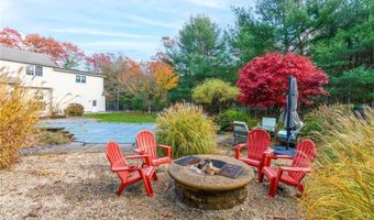 3 Aster Ln, Coventry, RI 02831
