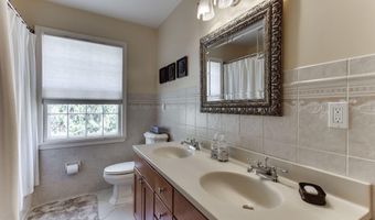 7510 SHADYWOOD Rd, Bethesda, MD 20817