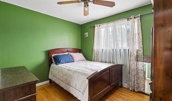 356 W Park Ave, Addison, IL 60101