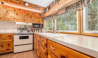17034 Third St, Arcadia, MI 49613