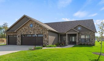 2008 Bogey Ct, Auburn, IN 46706
