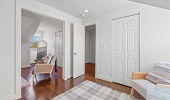 3361 S WAKEFIELD St B1, Arlington, VA 22206