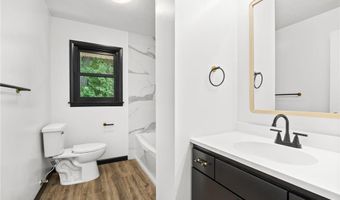1612 2nd Ave, Anoka, MN 55303