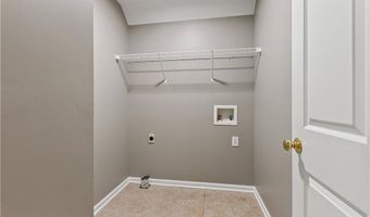 2428 UNIVERSITY Dr 403, Auburn, AL 36830