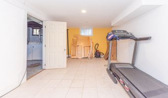 210 W Kingsley St, Ann Arbor, MI 48103