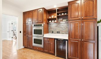 309 High Blf, Aurora, OH 44202
