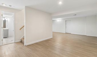 820 CHATSWORTH Dr, Accokeek, MD 20607
