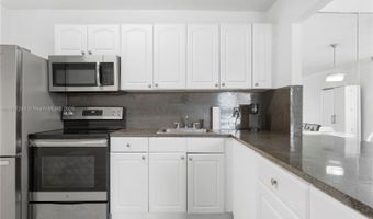 9440 W Bay Harbor Dr 2C, Bay Harbor Islands, FL 33154