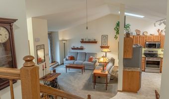 7549 W Village Crest Dr, Madison, WI 53719