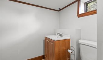 54 Frontier Rd, Warwick, RI 02889