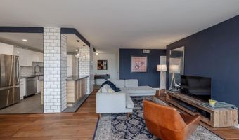 5500 HOLMES RUN Pkwy 1005, Alexandria, VA 22304