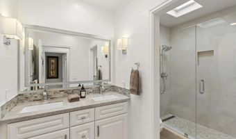 506 S Pacific St, Oceanside, CA 92054