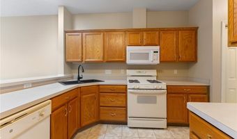 244 Wilcox Rd, Austintown, OH 44515