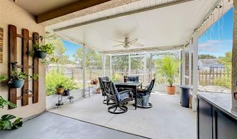 6630 CAMBRIDGE PARK Dr, Apollo Beach, FL 33572