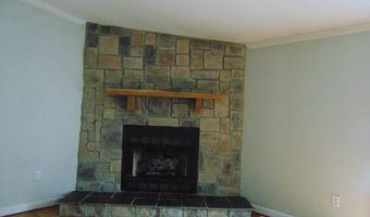 267 6th St, Aurora, NC 27806