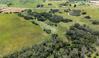 15510 US HIGHWAY 87 W, Adkins, TX 78101