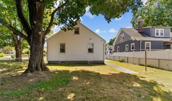 112 Oakton St, Woonsocket, RI 02895