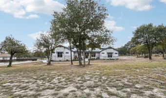 132 Wood Vly, Adkins, TX 78101