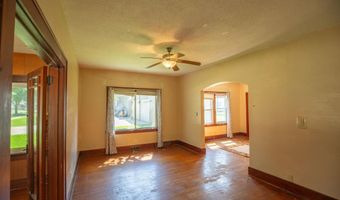 306 E College, Algona, IA 50511
