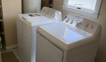 641 Ship Ave, Beachwood, NJ 08722