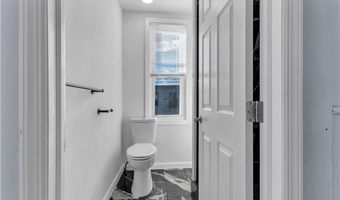 78 Old Oak Ave 2, Cranston, RI 02920