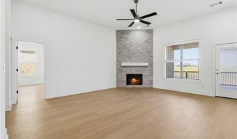 7014 Orange Ave, Bentonville, AR 72713