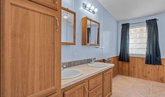 27650 S Clydesdale Ave, Congress, AZ 85332