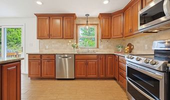 42 Colts Way, Attleboro, MA 02703
