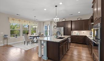 117 MALLARD Dr, Lake Frederick, VA 22630