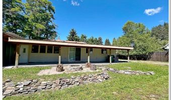6648 Chippewa Dr, Bonners Ferry, ID 83805