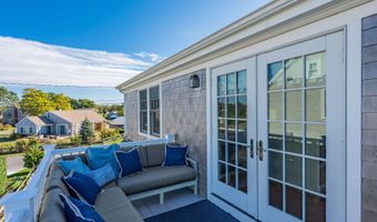 71 Sunset Ln, Barnstable, MA 02630