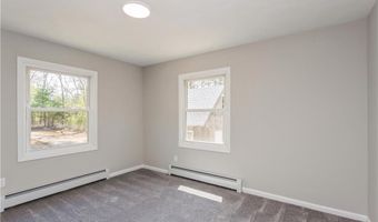 22 T Parker Rd, Foster, RI 02825