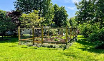 24 Rondout Ln, Accord, NY 12404