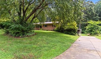 153 Shady Ln, Advance, NC 27006