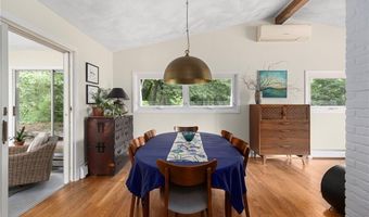 10 Guzeika Rd, North Kingstown, RI 02852