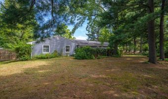 70 Northland Ln, Aberdeen Twp., NJ 07747