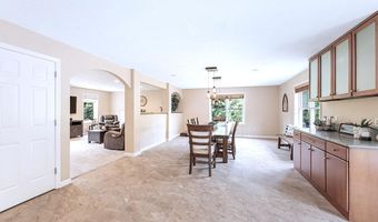 33 Hobart Hill Rd, Brookline, NH 03033